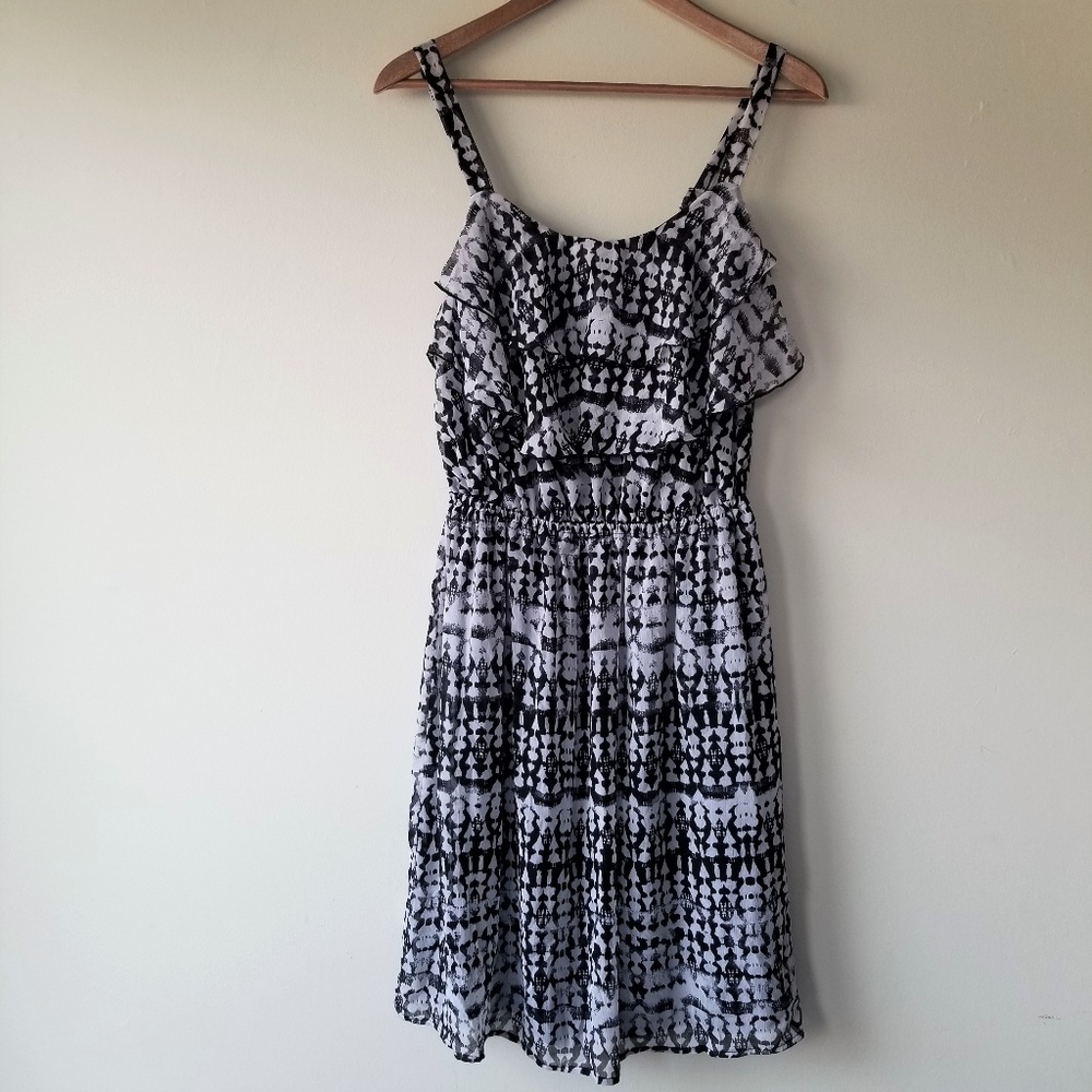 Faded Glory: Black and white dress - 1X / 16W